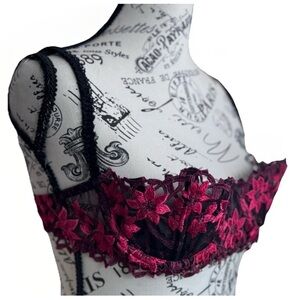 Shirley of hollywood floral lace bra Size 38